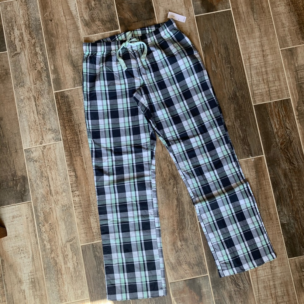 ✨ SOLD NWT Old Navy Plaid Pajama Pants Bundle - Picture 6 of 10